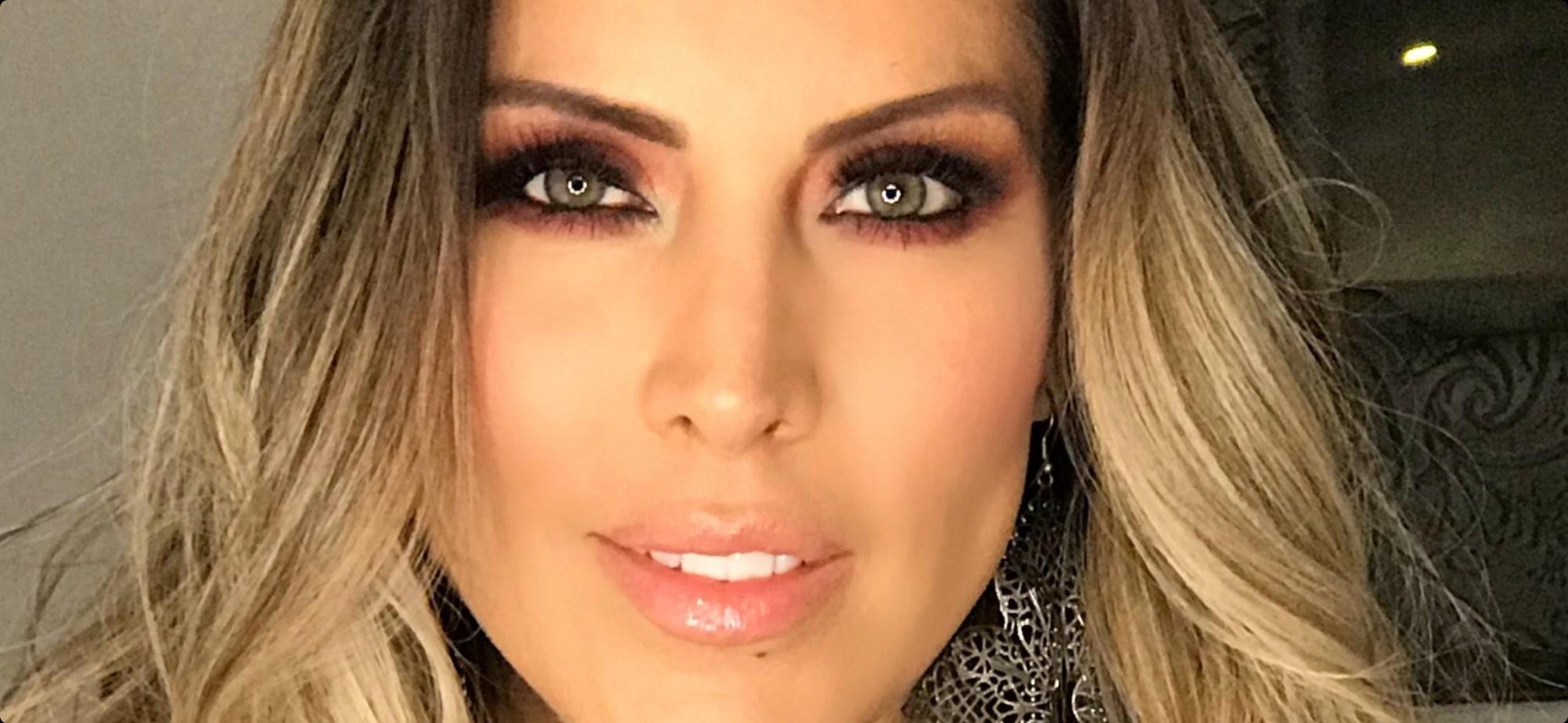 Karla Pineda Portrait 13 - Retrato Karla Pineda 13 - Rafael Corro